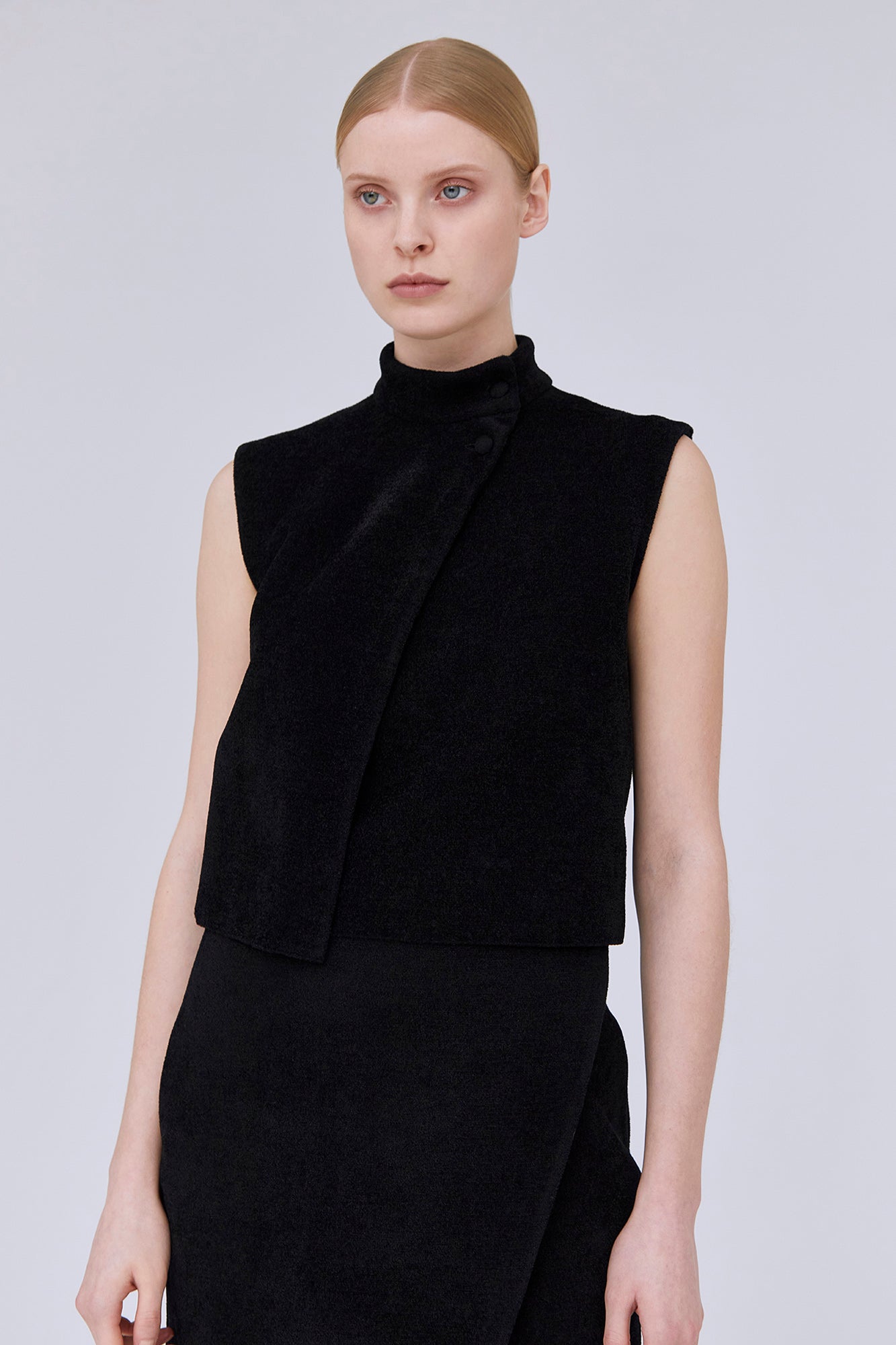 MILAN RIB VELVET STAND-UP COLLAR VEST
