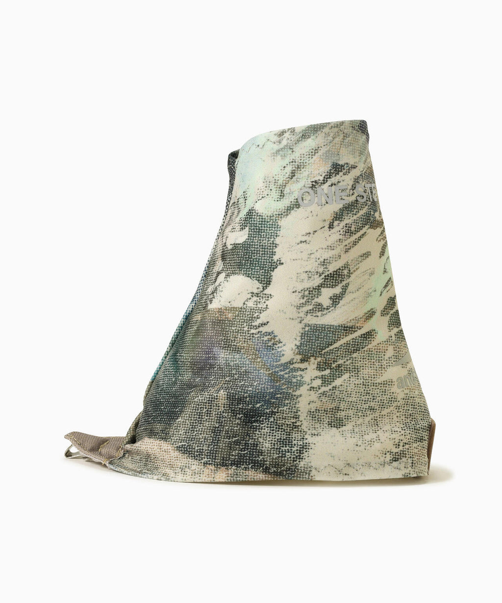 Altra × and wander  graphic trail gaiter