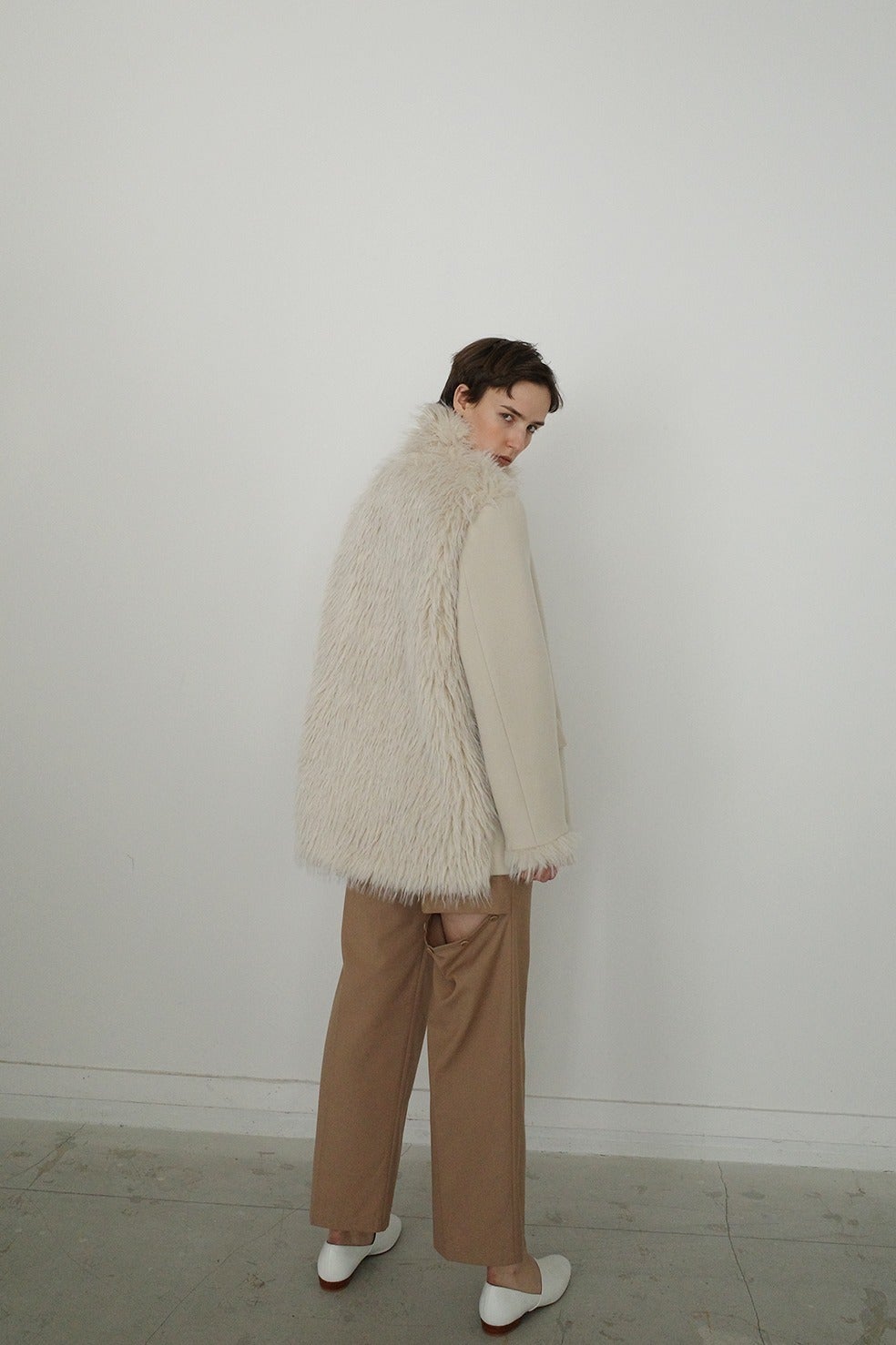 FAKE FUR DOCKING OVER COAT