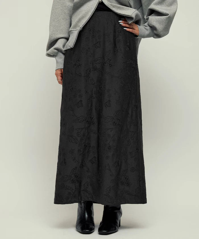 Flower Embroidery I-Line Easy Skirt