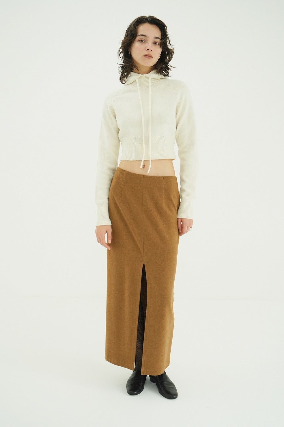 TEXTURE SLIT SKIRT