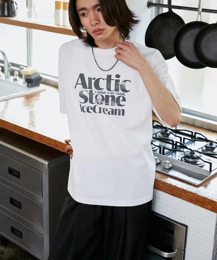 Love Pop Studio Ice Cream Shop Logo T-Shirt Limited Edition