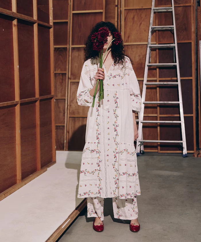 Dobby Floral Embroidery x Lace Dress