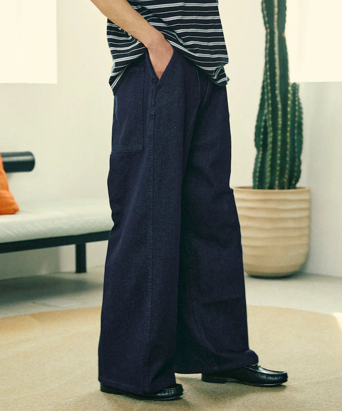 Wide Silhouette Straight Denim