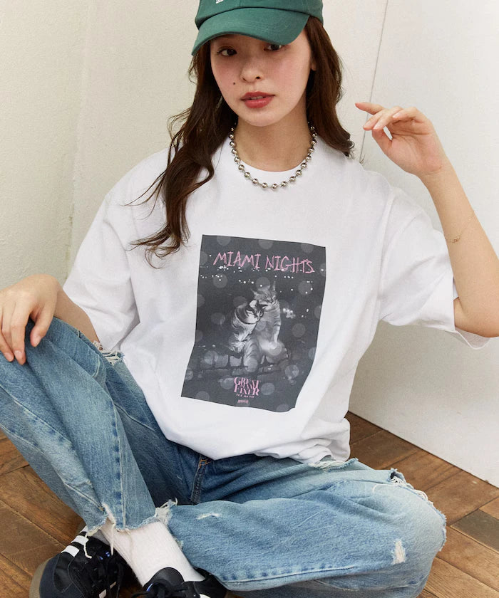 <Functional Material> MIAMI NIGHTS Cat Photo T-shirt Limited Edition