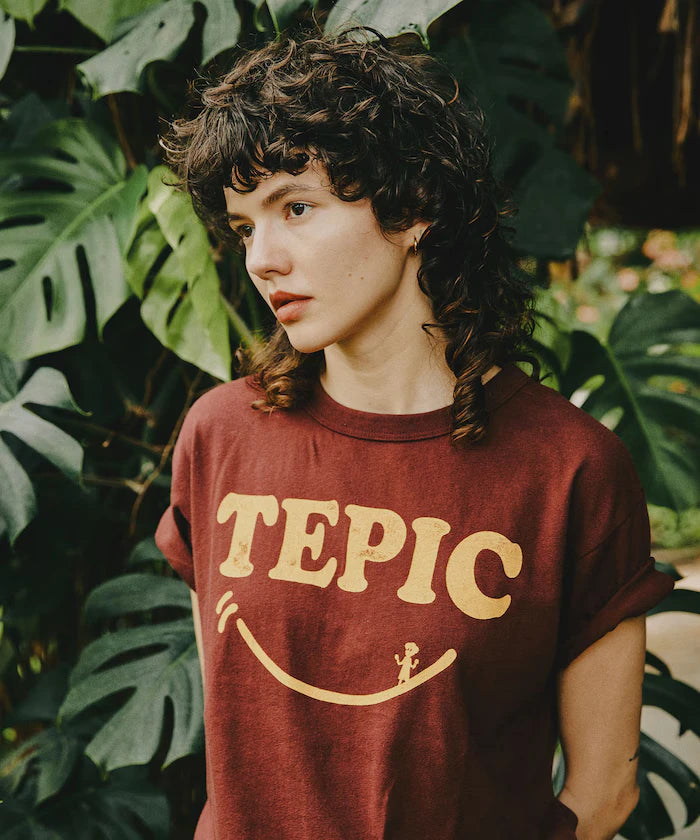 Used Essence PRINT T-Shirt
