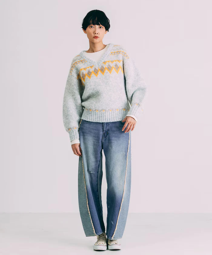 V-neck color block Nordic pattern knit
