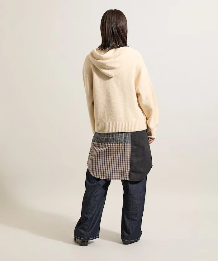 Knit hoodie with pockets