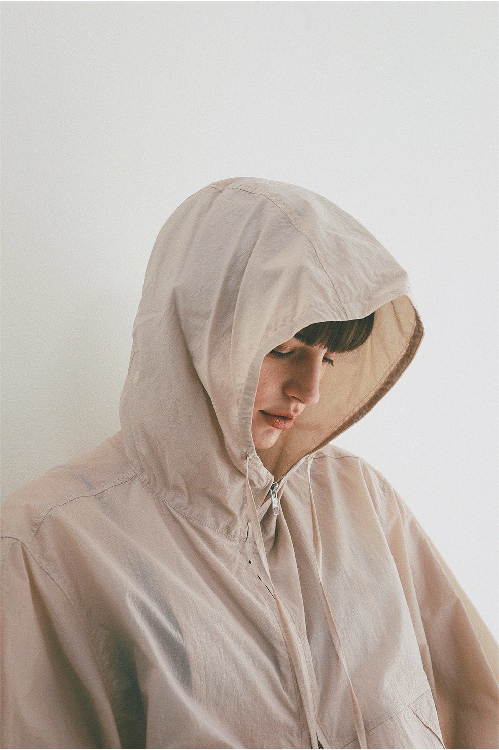 CRINKLED SHEER NYLON ZIP UP HOODIE