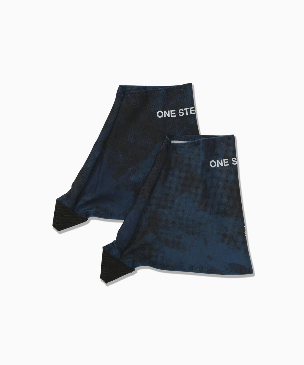 Altra × and wander  graphic trail gaiter