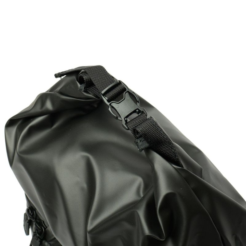 NYLON POLYCARBONATE 2ROOM POUCH sizeM/ BLACK