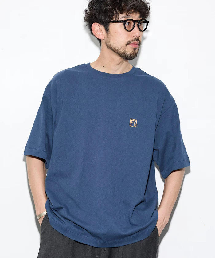 6 oz Front Logo Embroidered Crew Neck T-Shirt / Back Print T-Shirt PRINT ROUND FIRST