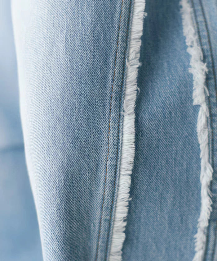Side Fringe Curve Denim