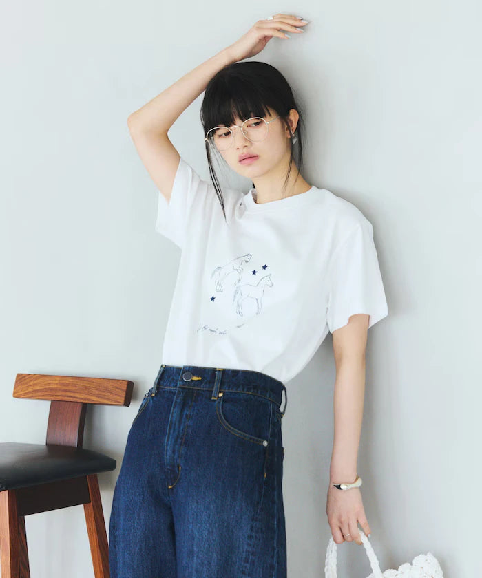 Comfortable Horse Print Crew Neck T-Shirt