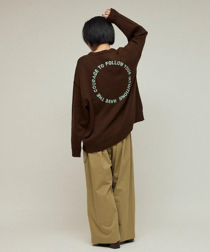 Sweat-like Lettered Knit / Jacquard Knit