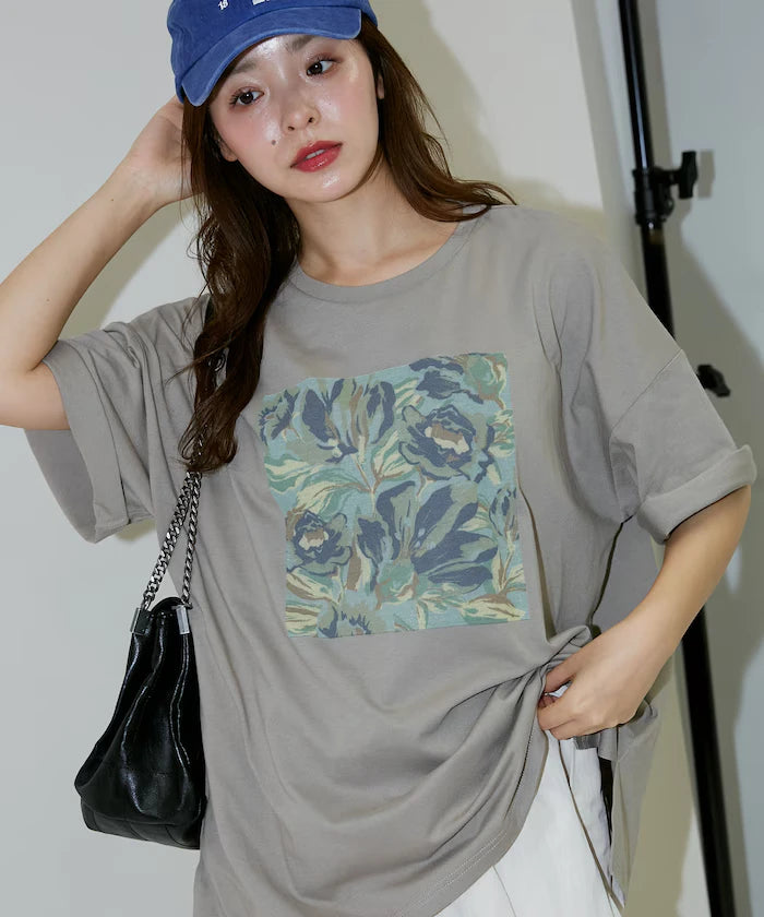Flower Nuance Art Box Print Big Silhouette T-Shirt Limited Release