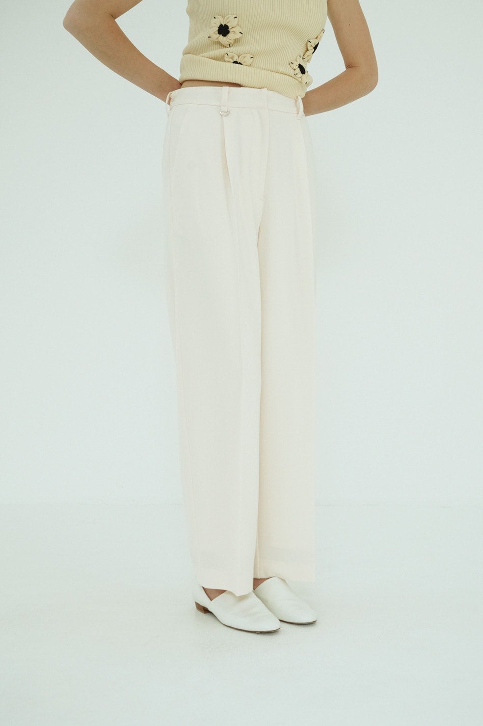 2WAY TUCK STRAIGHT PANTS