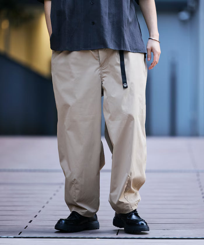 Easy Care Fabric Wide Silhouette Climbing Pants / Quick-Drying / UV Cut 【Limited Edition】