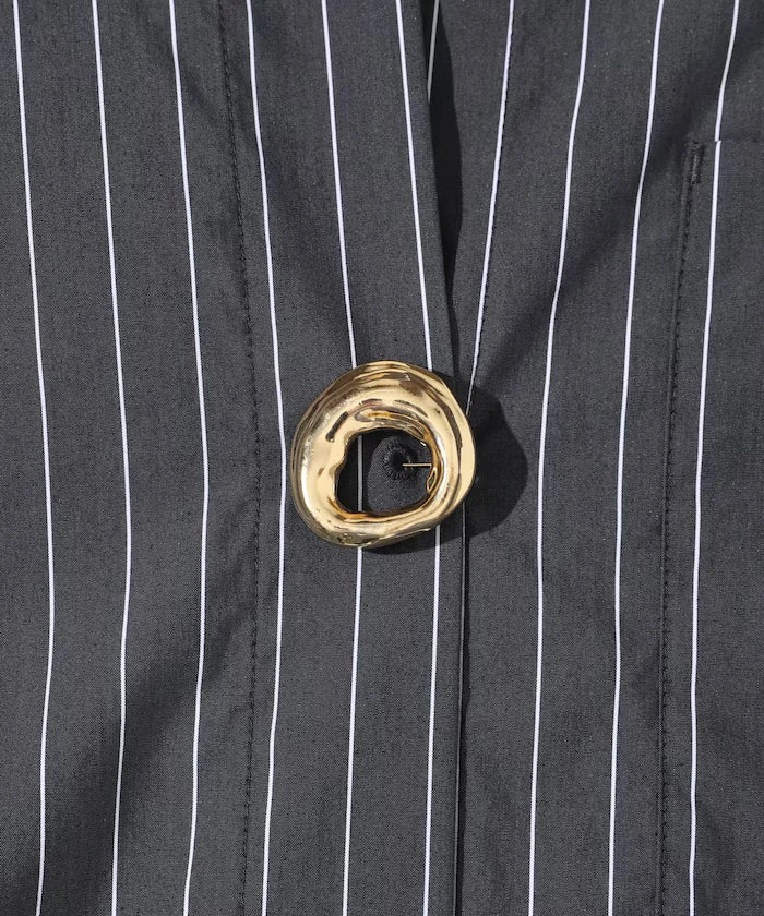 Oversized Long Sleeve Brooch Shirt