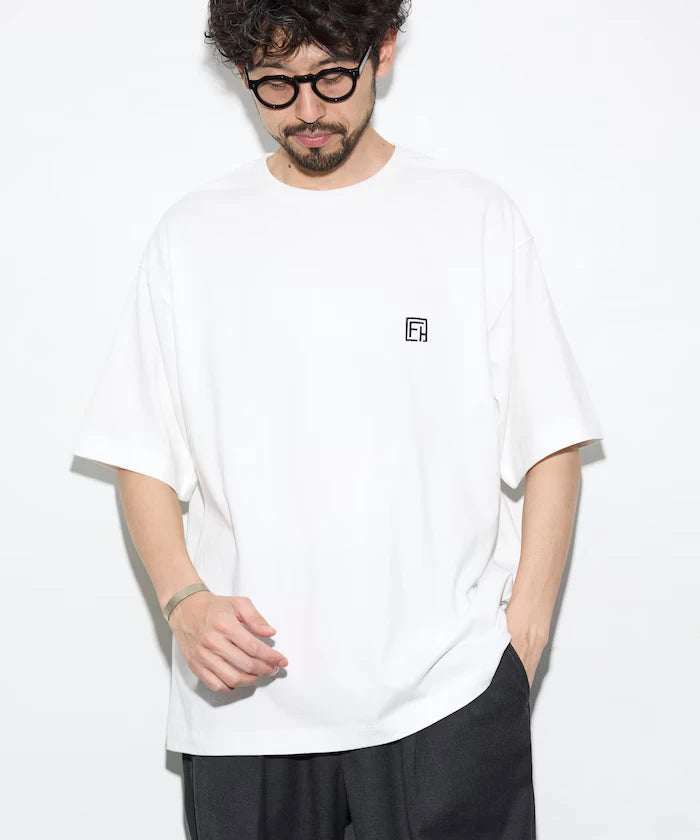 6 oz Front Logo Embroidered Crew Neck T-Shirt / Back Print T-Shirt PRINT ROUND FIRST