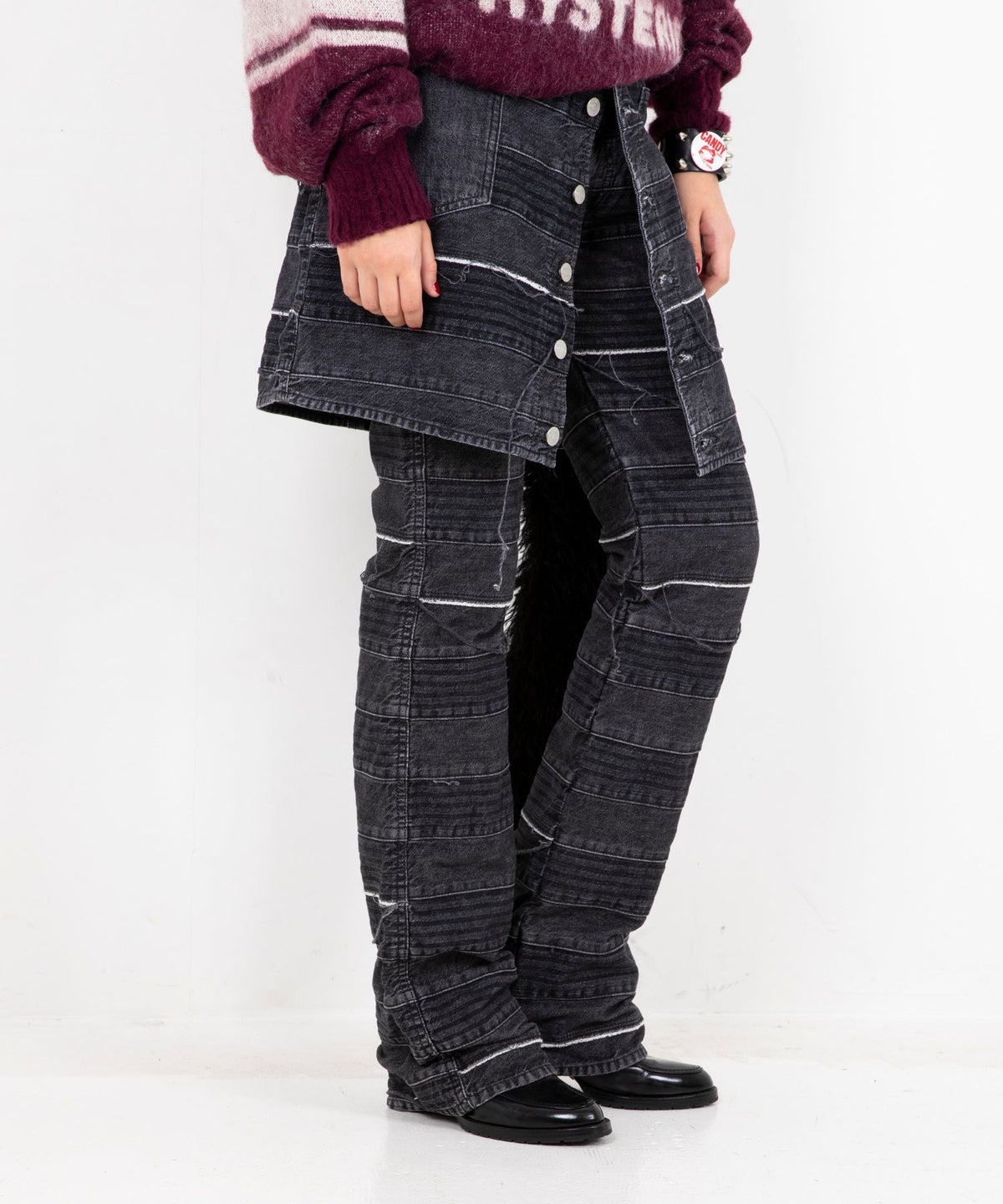 Scratch Flare Denim Pants
