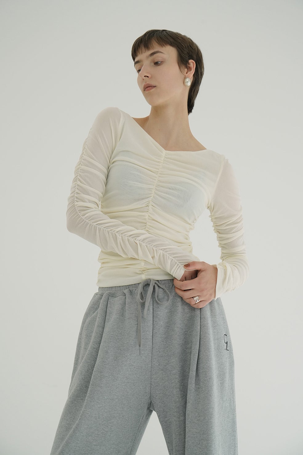 W TULLE SHIRRING TOPS