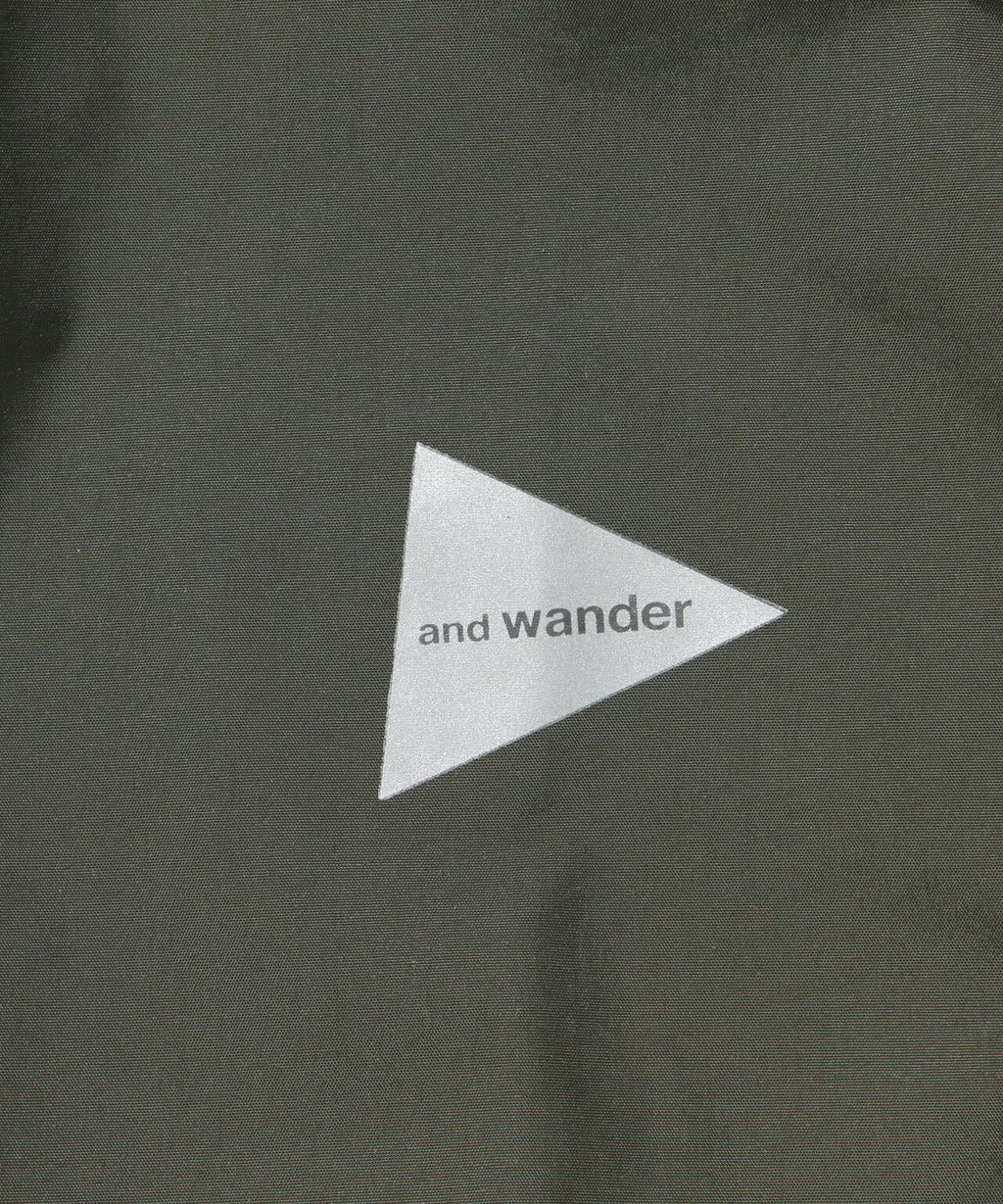 2.5L hiker rain jacket