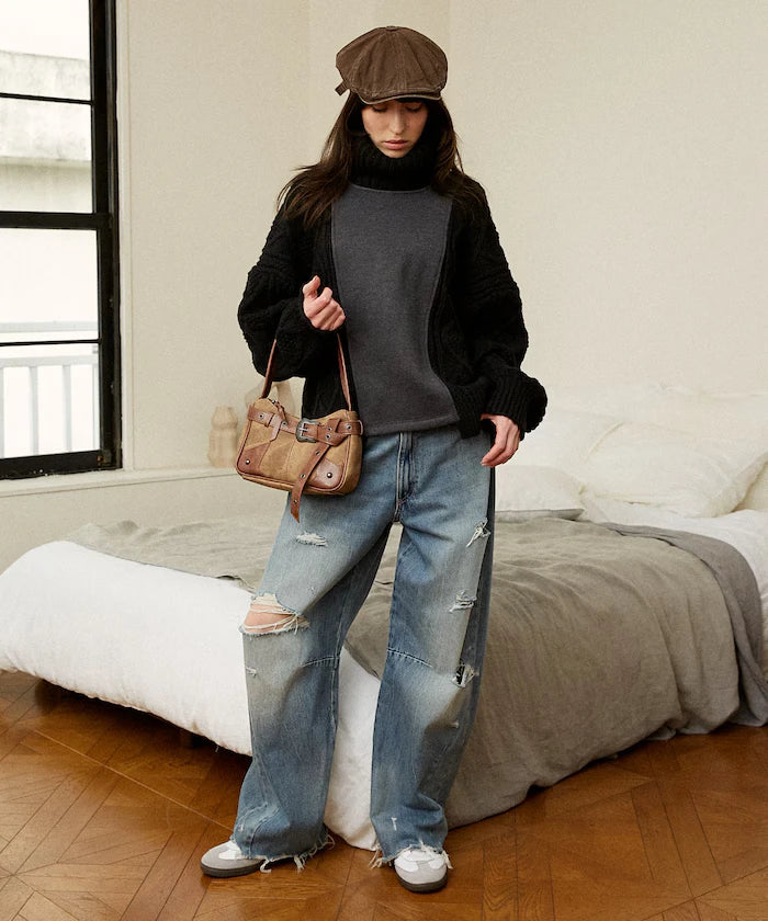 Mixed Material Switch Turtle Neck Knit Limited Edition