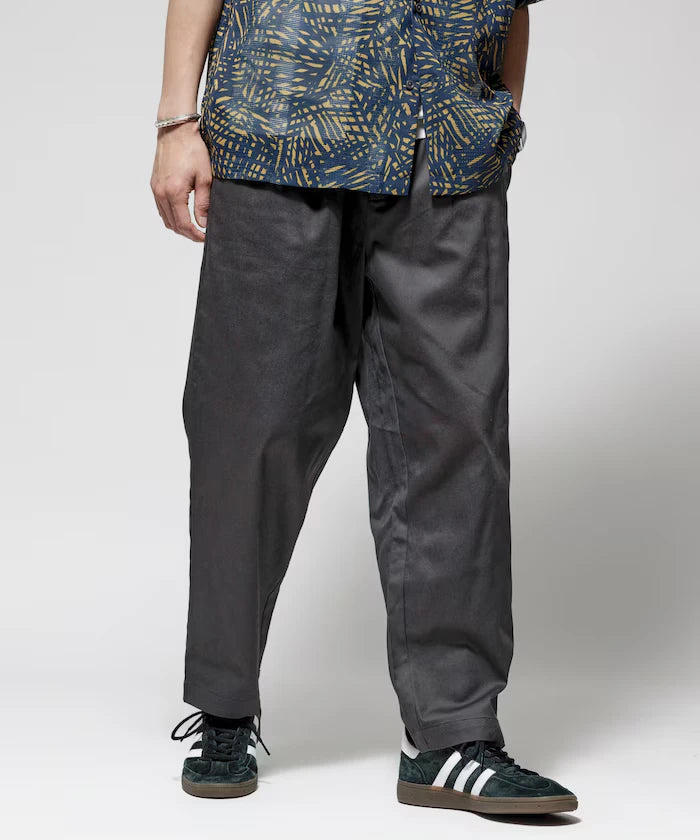Wide Silhouette Drawstring Chino Pants / Tapered Silhouette Easy Chino Pants