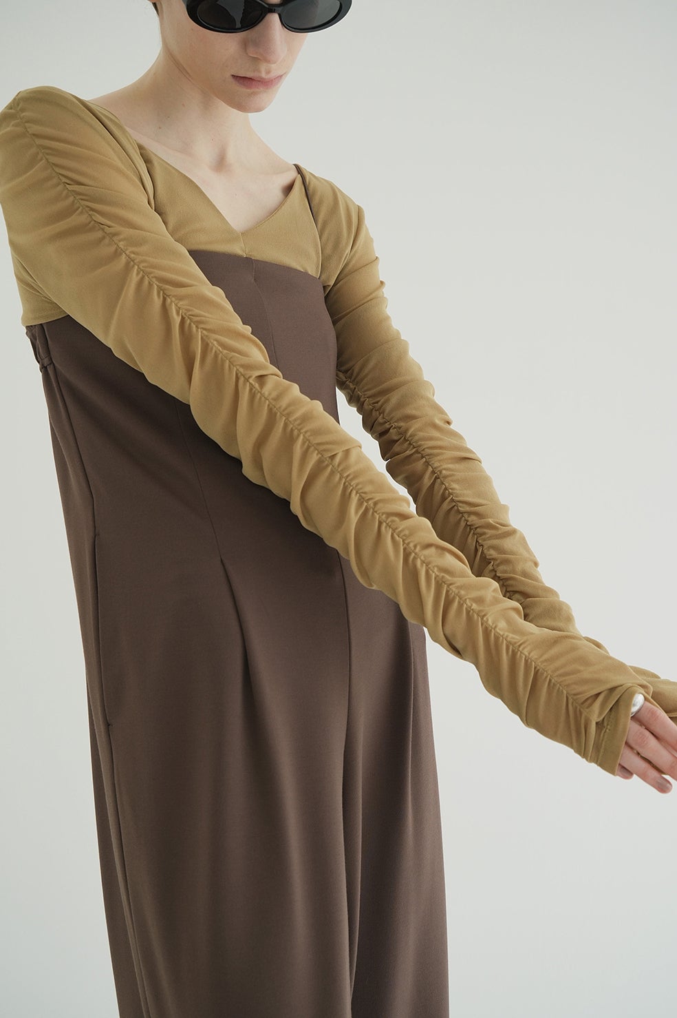 W TULLE SHIRRING TOPS