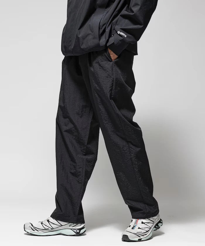 Wide Straight Nylon Track Pants / Tapered Silhouette Easy Nylon Pants