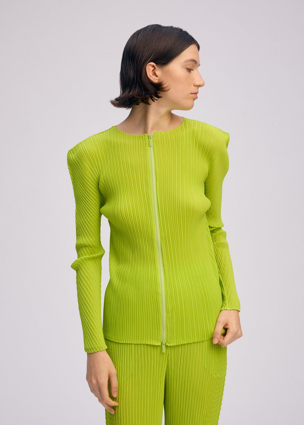 Box Shoulder Pleats