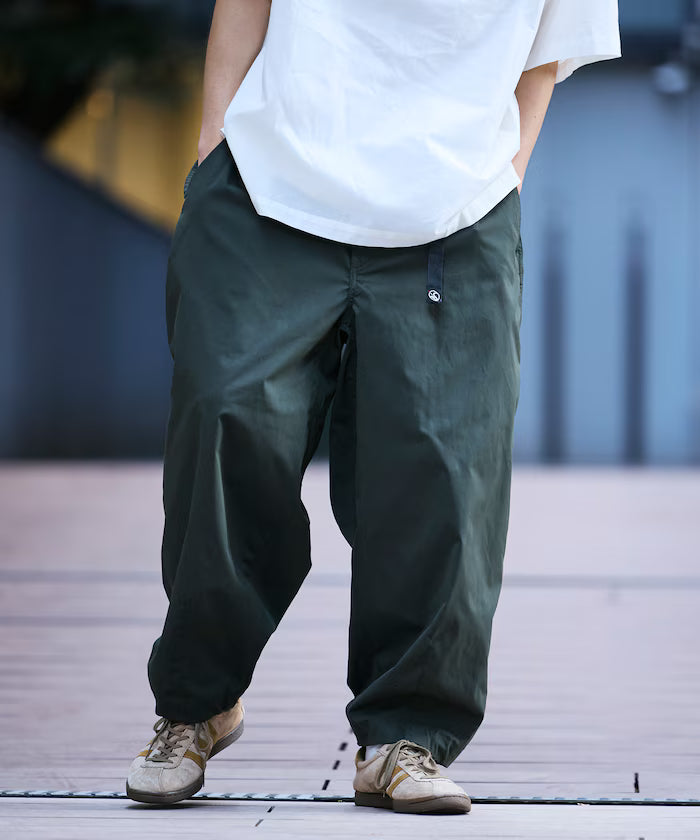 Easy Care Fabric Wide Silhouette Climbing Pants / Quick-Drying / UV Cut 【Limited Edition】
