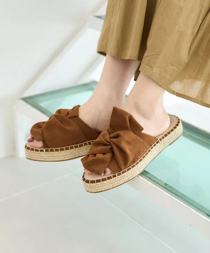 Espadrille-style Ribbon Sandals [Available in sizes 36-38]