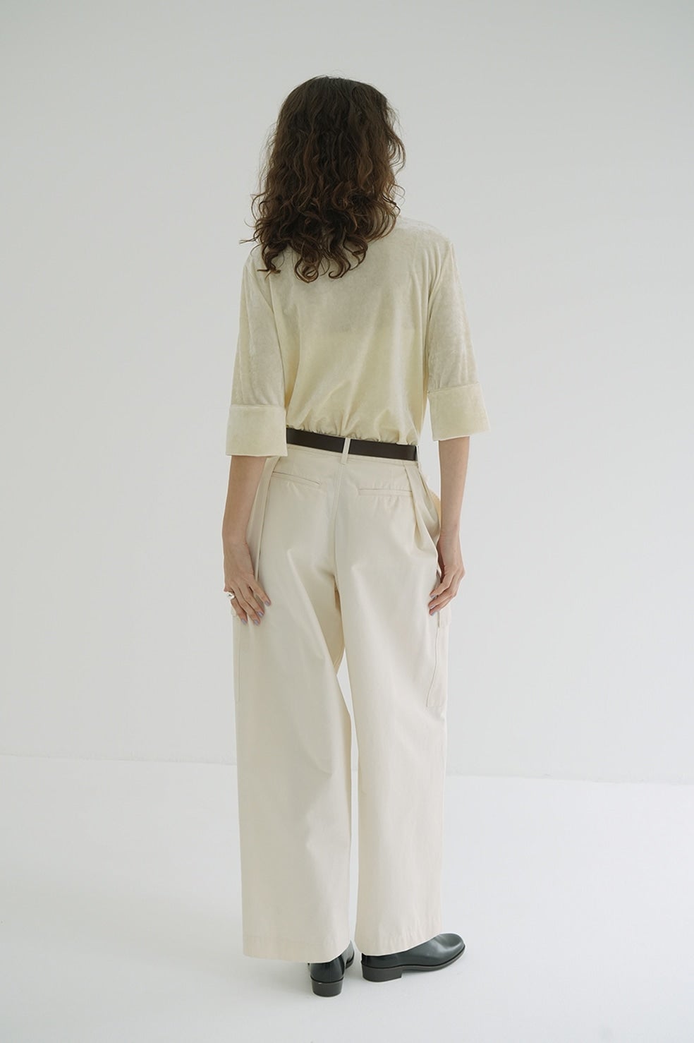 CRUSHED VELOUR POLO TOPS