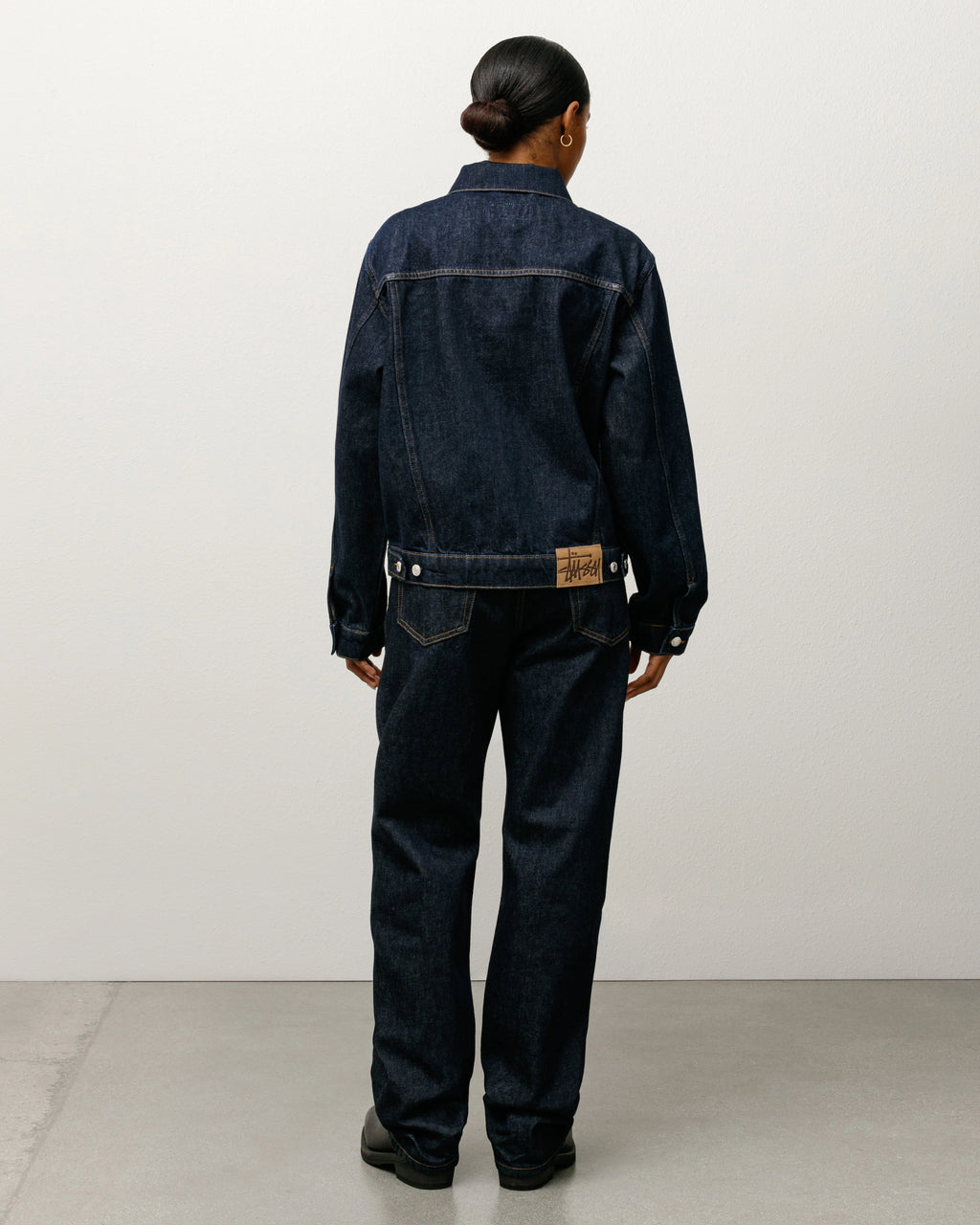 DENIM TRUCKER JACKET