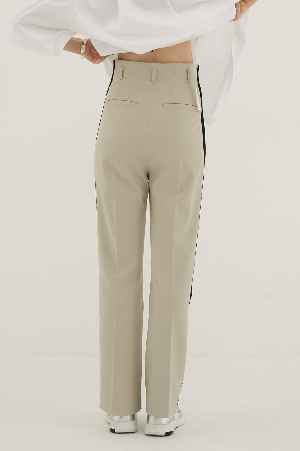 HIGH WAIST SIDE LINE PANTS