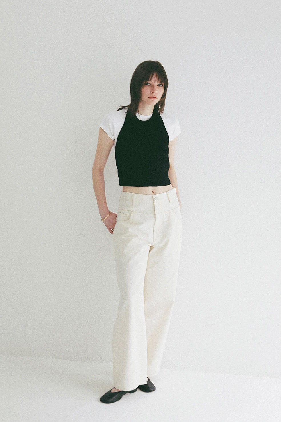 ROUND HEM SHORT SLEEVE TOPS