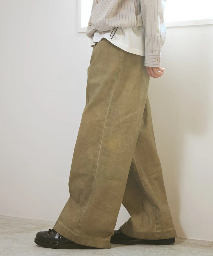 Fade processing cotton tuck wide pants