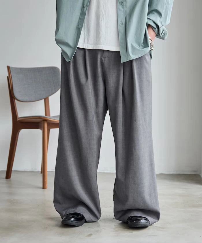 Tuck Wide Slacks [Limited Edition]