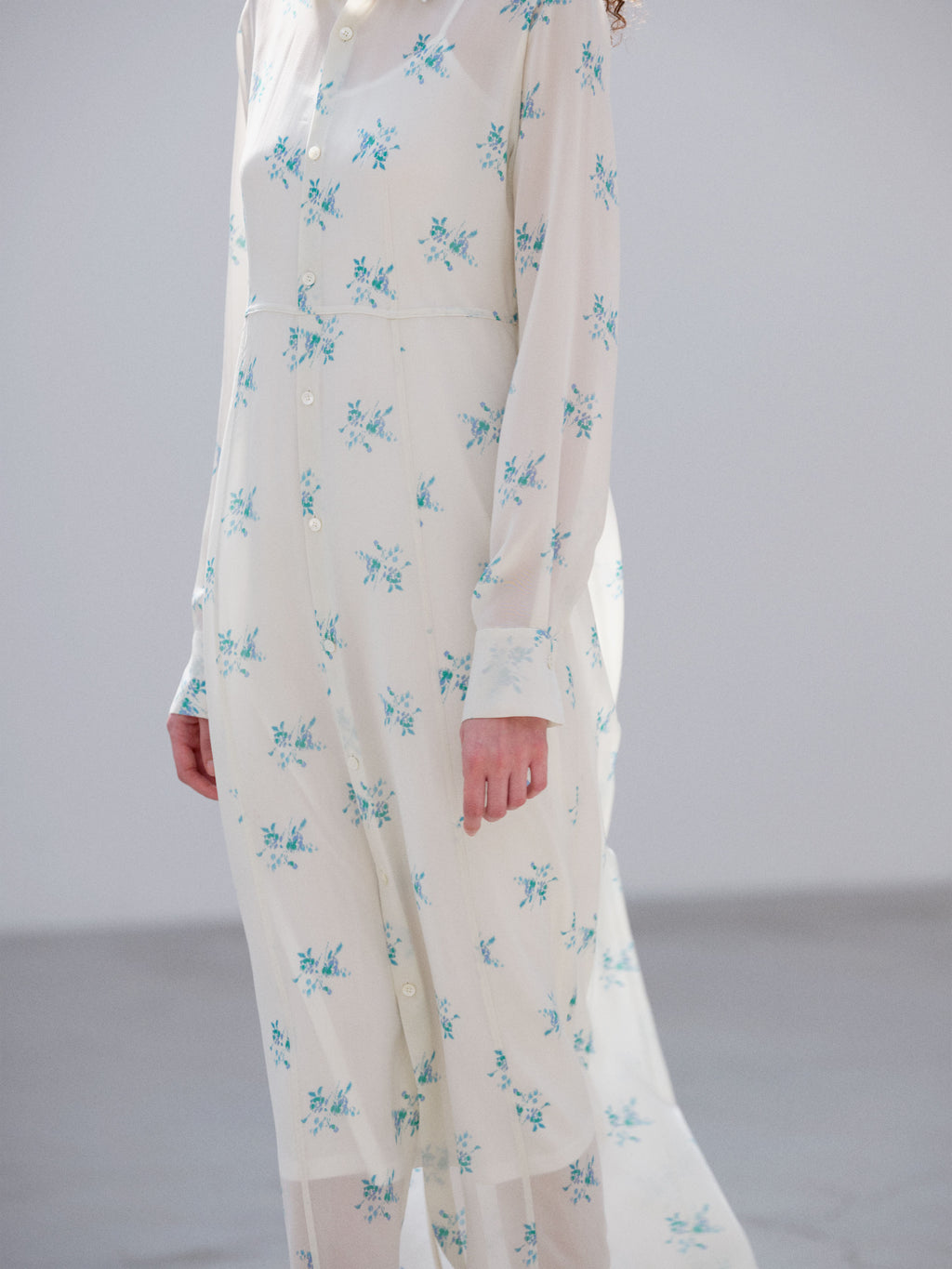 PRINTED AIRY SILK GEORGETTE DRESS