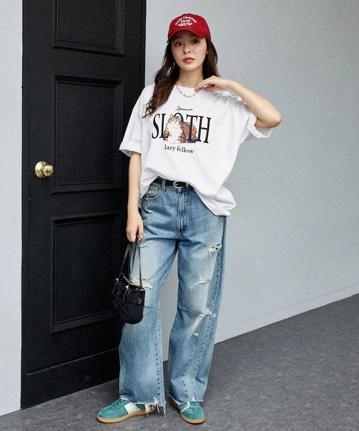 <Functional Material> SLOTH Embroidered Cat T-Shirt Limited Edition