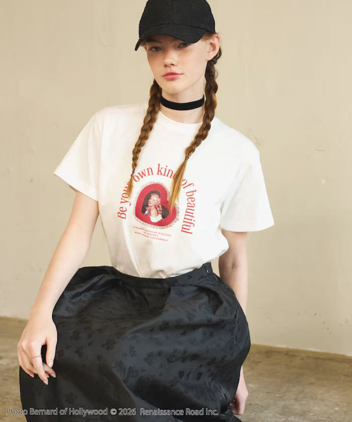 Marilyn Monroe Short Sleeve Heart Photo T-Shirt