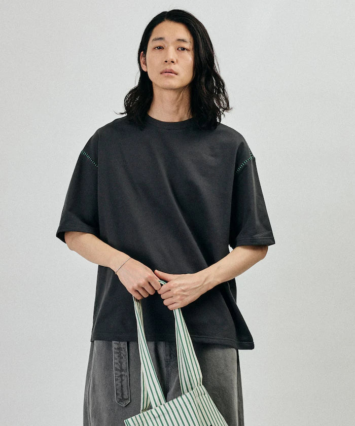 Box Silhouette Contrast Ladder Stitch Crew Neck T-Shirt
