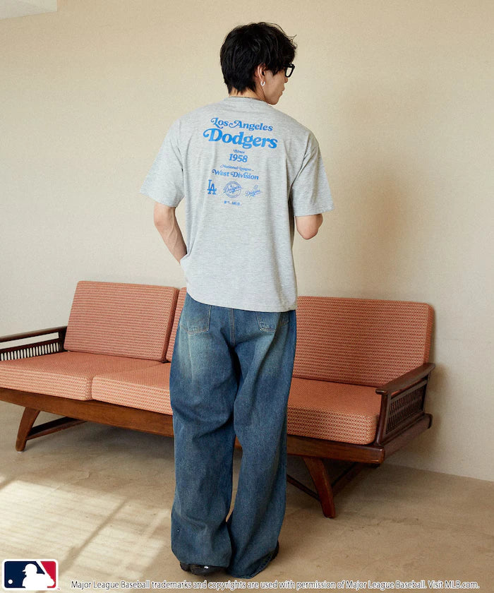 MLB Typography Logo T-Shirt