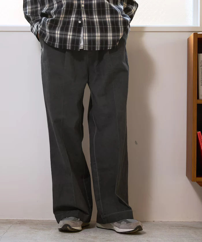 Fade processing cotton tuck wide pants