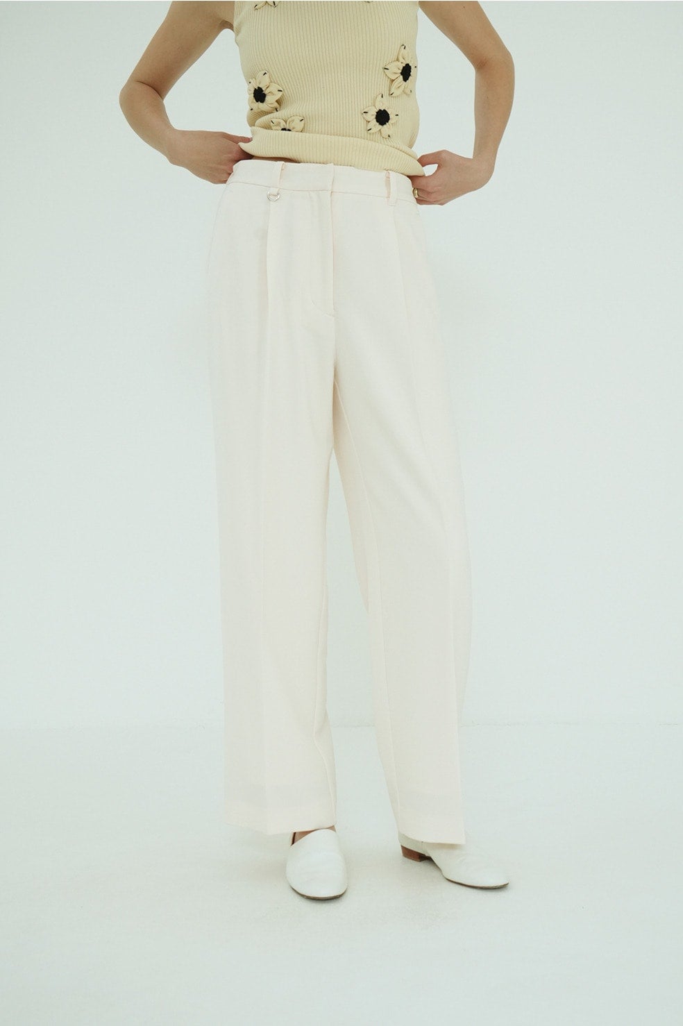 2WAY TUCK STRAIGHT PANTS