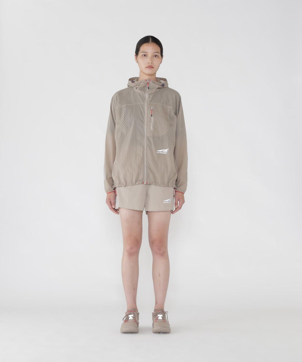 Altra × and wander  ventilation wind jacket