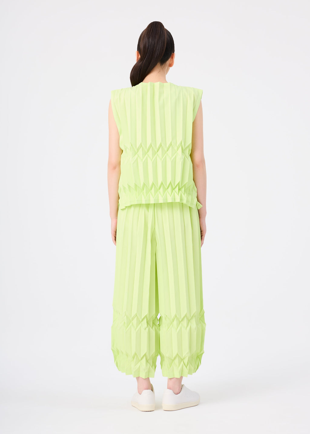 Tree Pleats