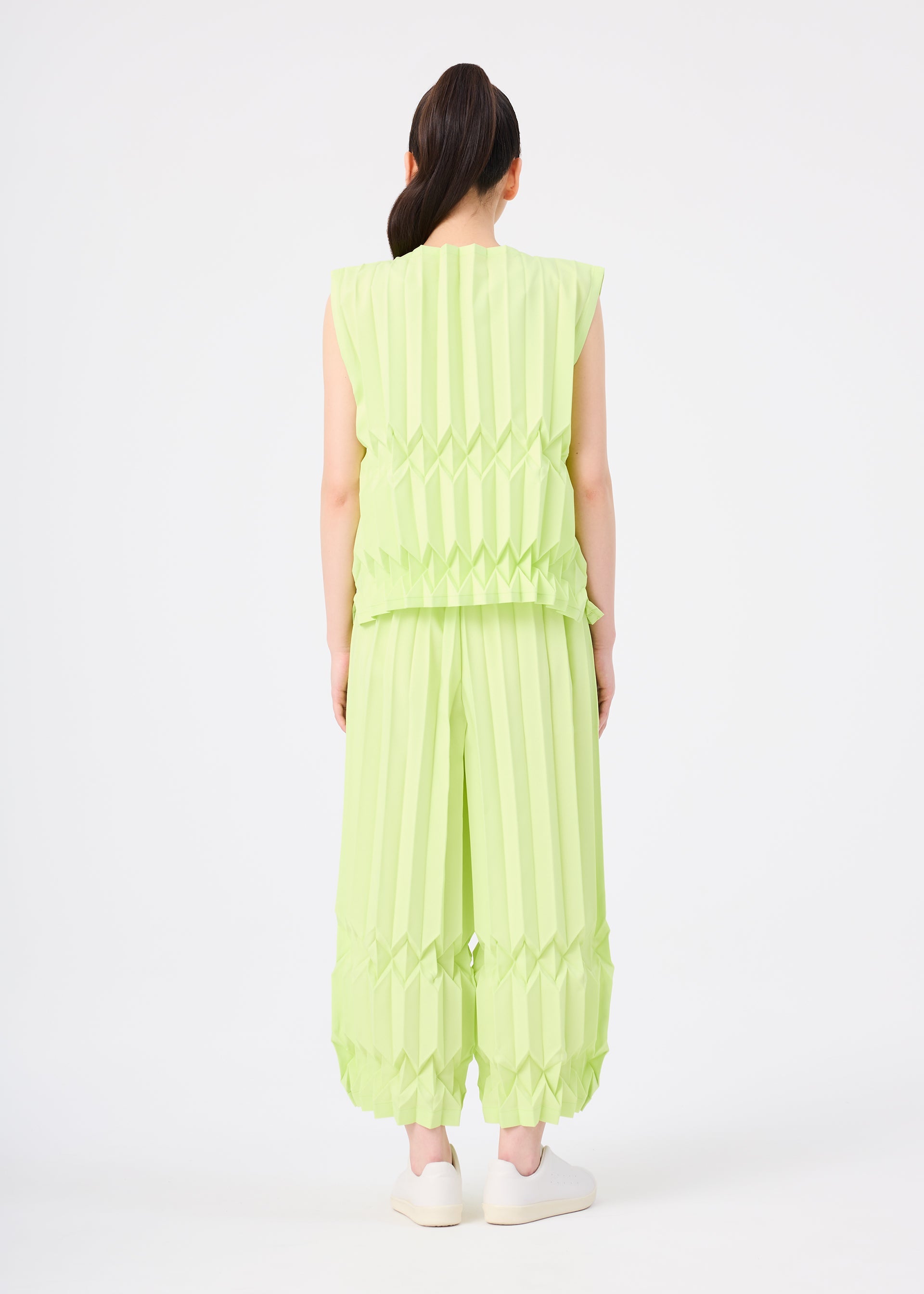 Tree Pleats